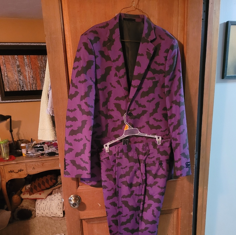 Bat symbol purple suit